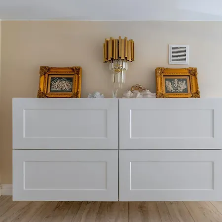 Chanel Jana Pawła Apartament