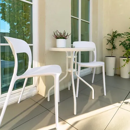 Apartament Chanel Jana Pawła