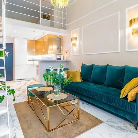 Chanel Jana Pawla * Breslavia