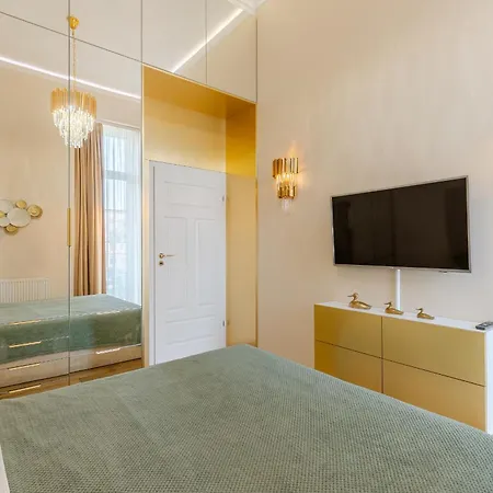 Lejlighed Chanel Jana Pawla Wrocław
