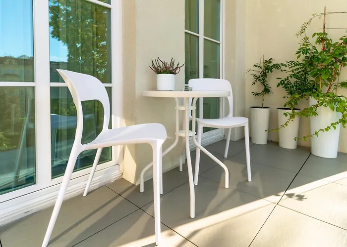 Apartament Chanel Jana Pawła